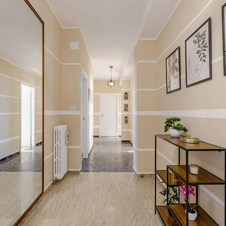 Intero Artistico - La Casa Di Tesla Appartement *